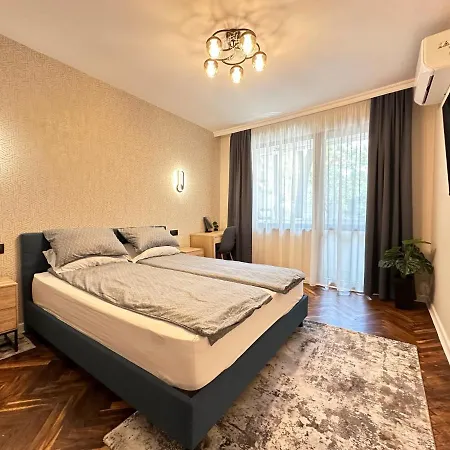 Cathedral Boutique Апартаменти Варна